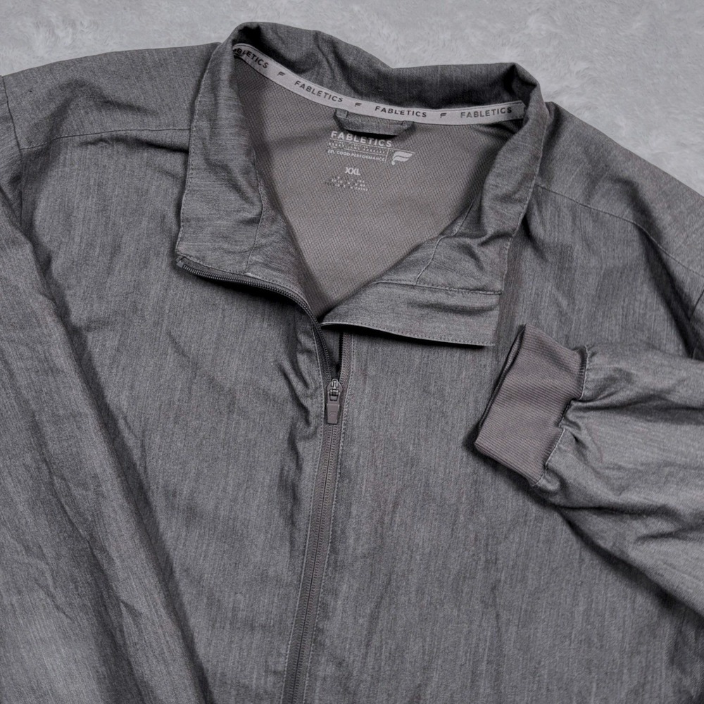 Fabletics Foundation Scrub Jacket Mens XXL Gray Performance Bomber CJ2253855